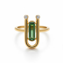 Lade das Bild in den Galerie-Viewer, Aurora Tourmaline Rings von STEPULOVS Jewelry individuell gestalteter, handgefertigter Unikat-schmuck aus Hamburg, der modernes Design und exklusiven Edelstein-Schmuck verkörpert.