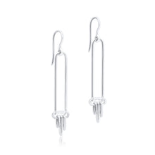 Lade das Bild in den Galerie-Viewer, Rebellion Move Ohrhänger