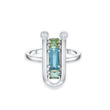 Lade das Bild in den Galerie-Viewer, Aurora Trio Turmalin Ring in Weißgold – handgefertigter Unikatring von STEPULOVS Jewelry, Juwelier Hamburg