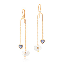 Lade das Bild in den Galerie-Viewer, Luxusschmuck Blossom Blue Heart Ohrhänger mit Diamanten, Iolith-Herzen und Barockperlen, handgefertigter Unikatschmuck Hamburg STEPULOVS Jewelry